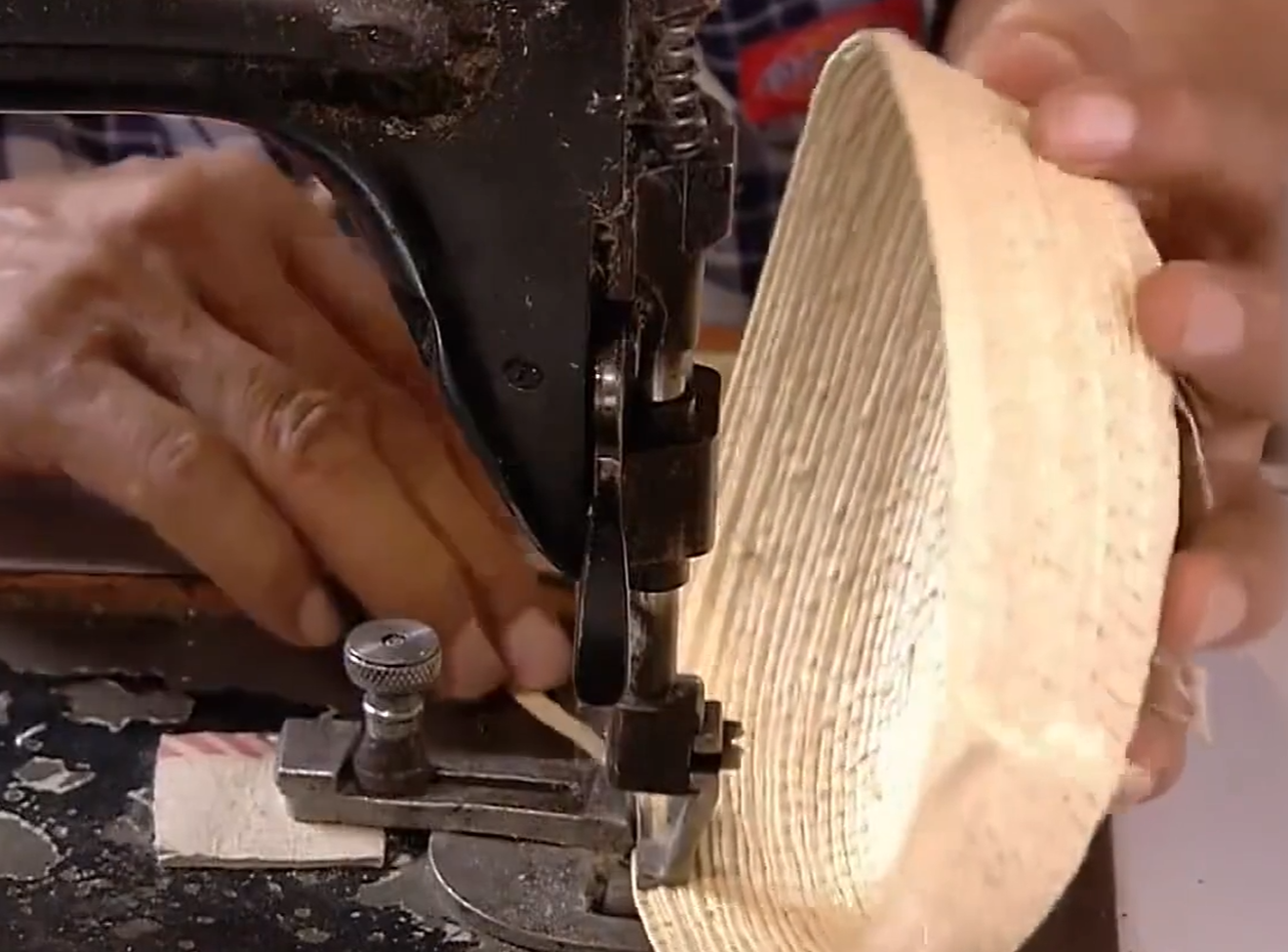 How to Create a Premium Custom Straw Hat: The Ultimate Guide | ESSCAPS How to Create a Premium Custom Straw Hat: The Ultimate Guide | ESSCAPS